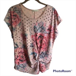 Cocos Closet Pink Floral Blouse with Cinched Front Size Medium.